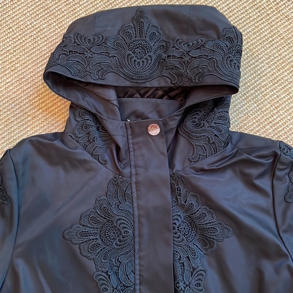 Ted Baker Hooded Black Coat w/Lace Trim 10 - Picture 1 of 14